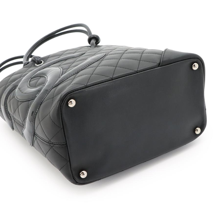 CHANEL（シャネル） 新品同様 カンボンライン ミディアム トート
