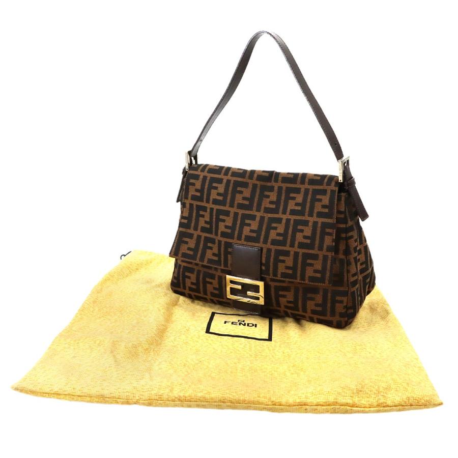 FENDI（フェンディ） 新品同様 ズッカ マンマバゲット ショルダー
