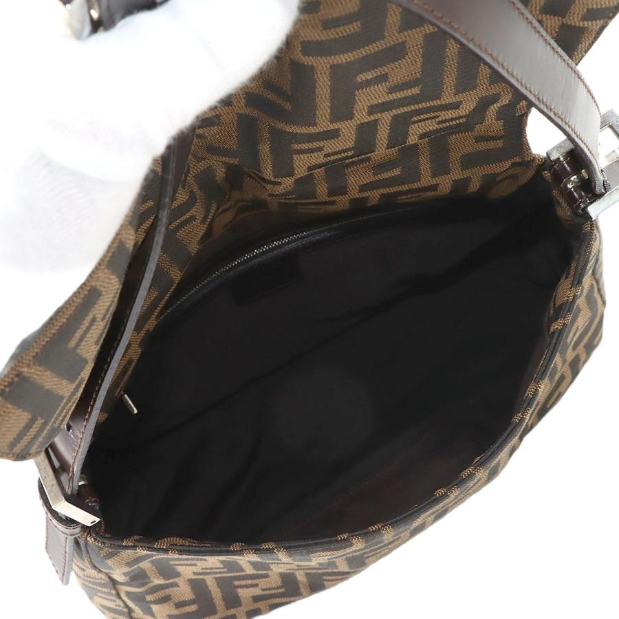 FENDI（フェンディ） 新品同様 ズッカ マンマバゲット ショルダー
