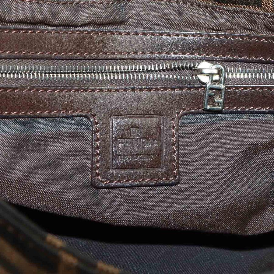 FENDI（フェンディ） 新品同様 ズッカ マンマバゲット ショルダー