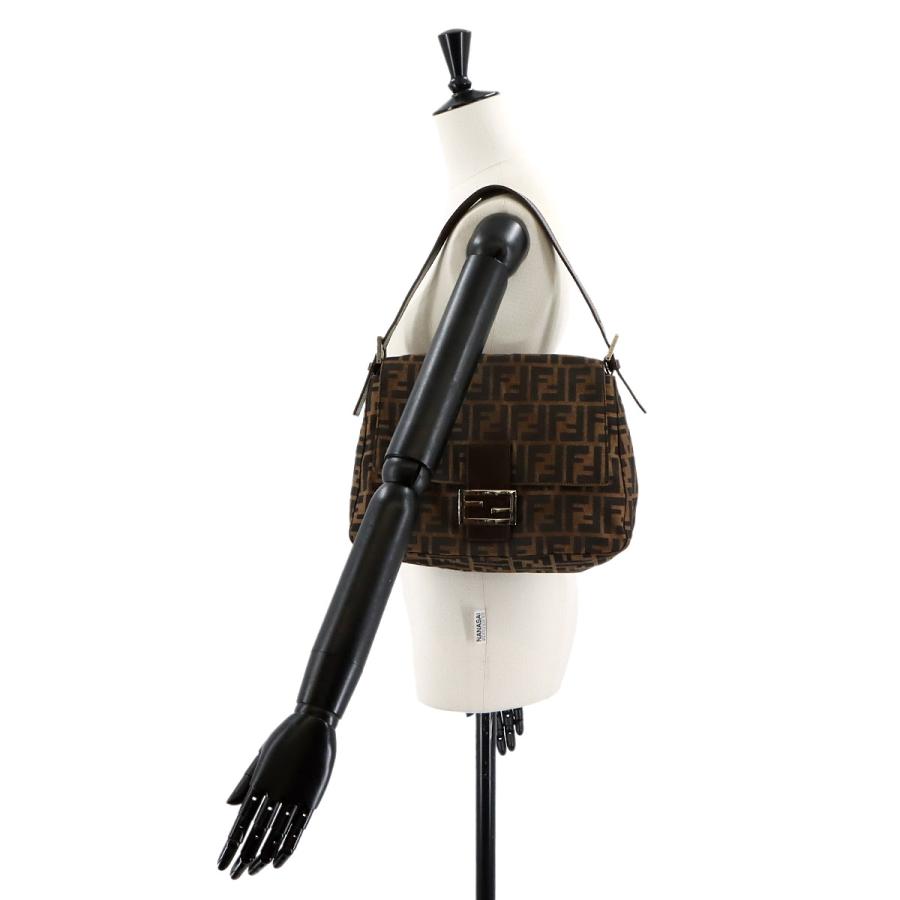 ▪️極美品希少▪️FENDIフェンディマンマバゲットショルダーバッグズッカ柄ブラウン FENDI（フェンディ） 新品同様 ズッカ マンマバゲット ショルダー