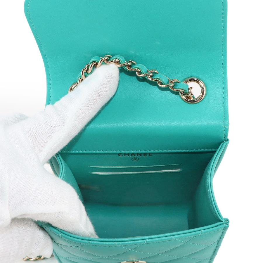 CHANEL（シャネル） 未使用 展示品 マトラッセ フォン ホルダー