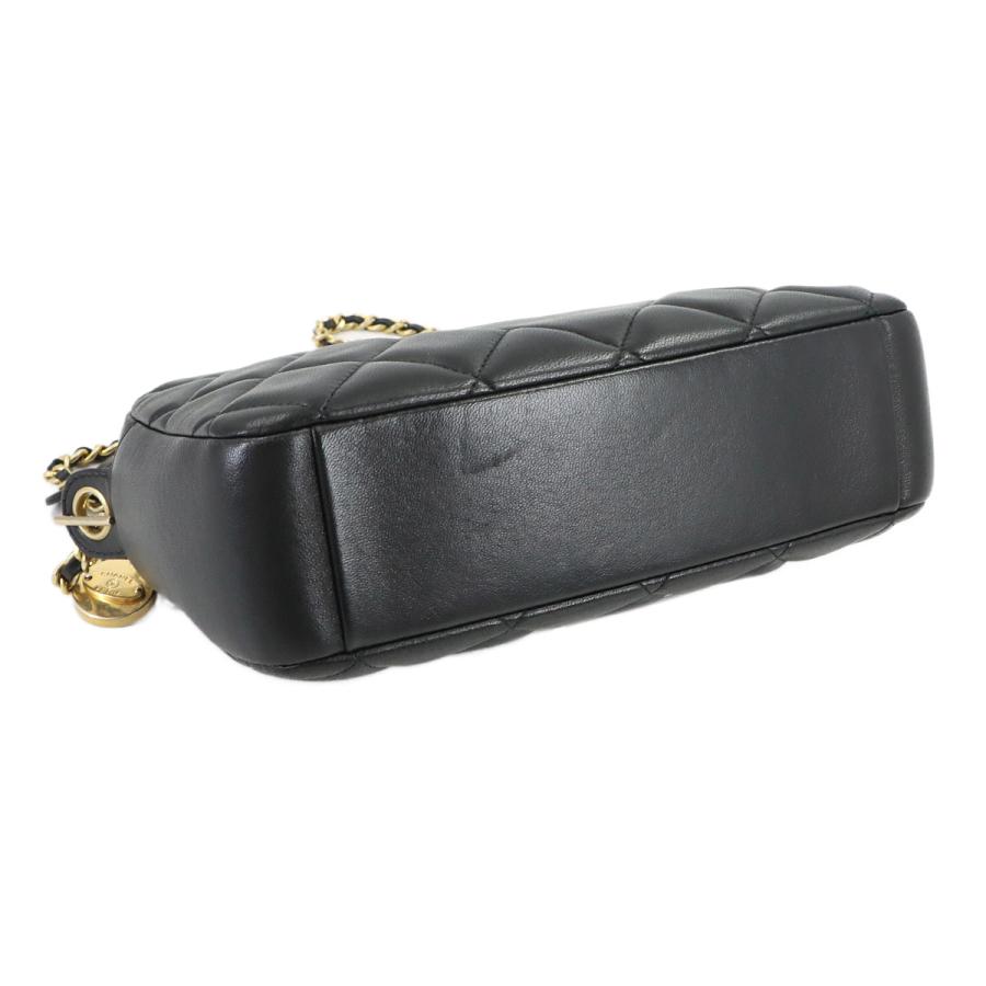 CHANEL（シャネル） 新品同様 マトラッセ チェーン ショルダー バッグ
