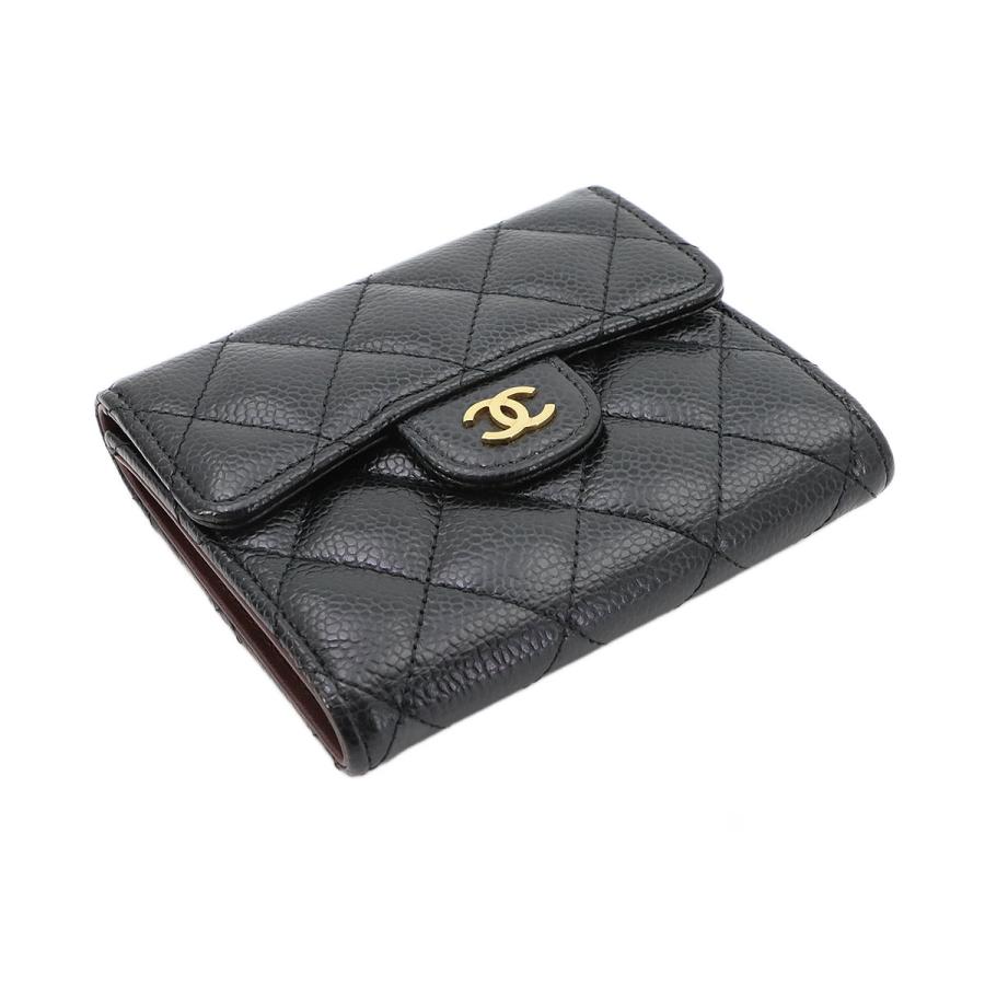 CHANEL（シャネル） 新品同様 マトラッセ 三つ折り 財布 キャビア