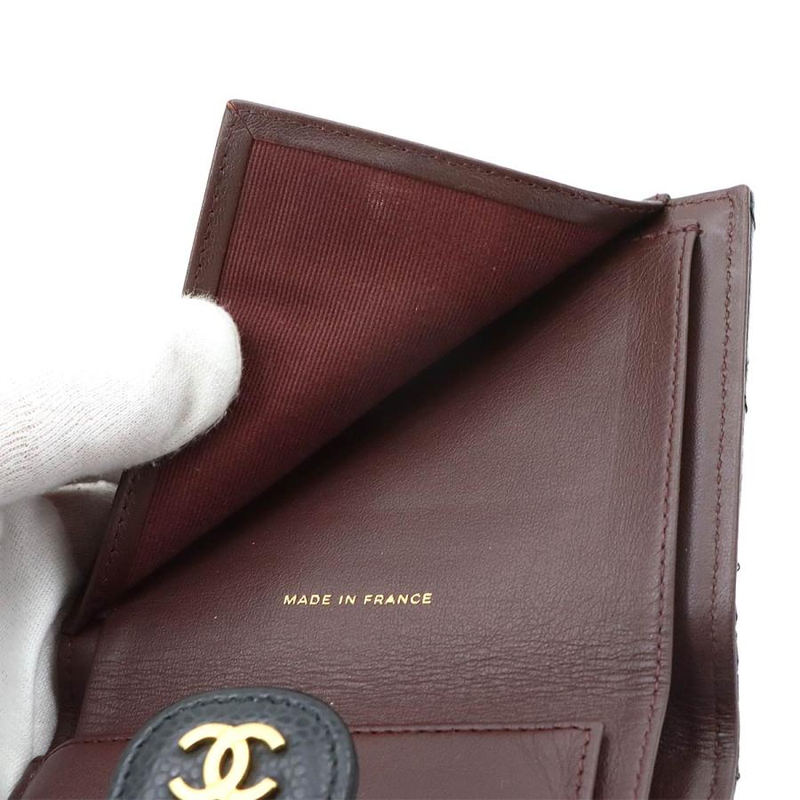 CHANEL（シャネル） 新品同様 マトラッセ 三つ折り 財布 キャビア