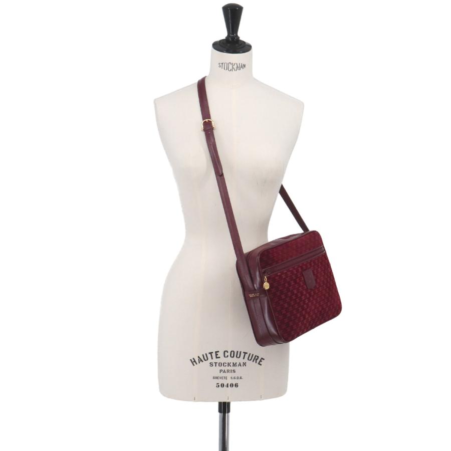 CELINE（セリーヌ） 新品同様 マカダム ショルダー バッグ スエード 