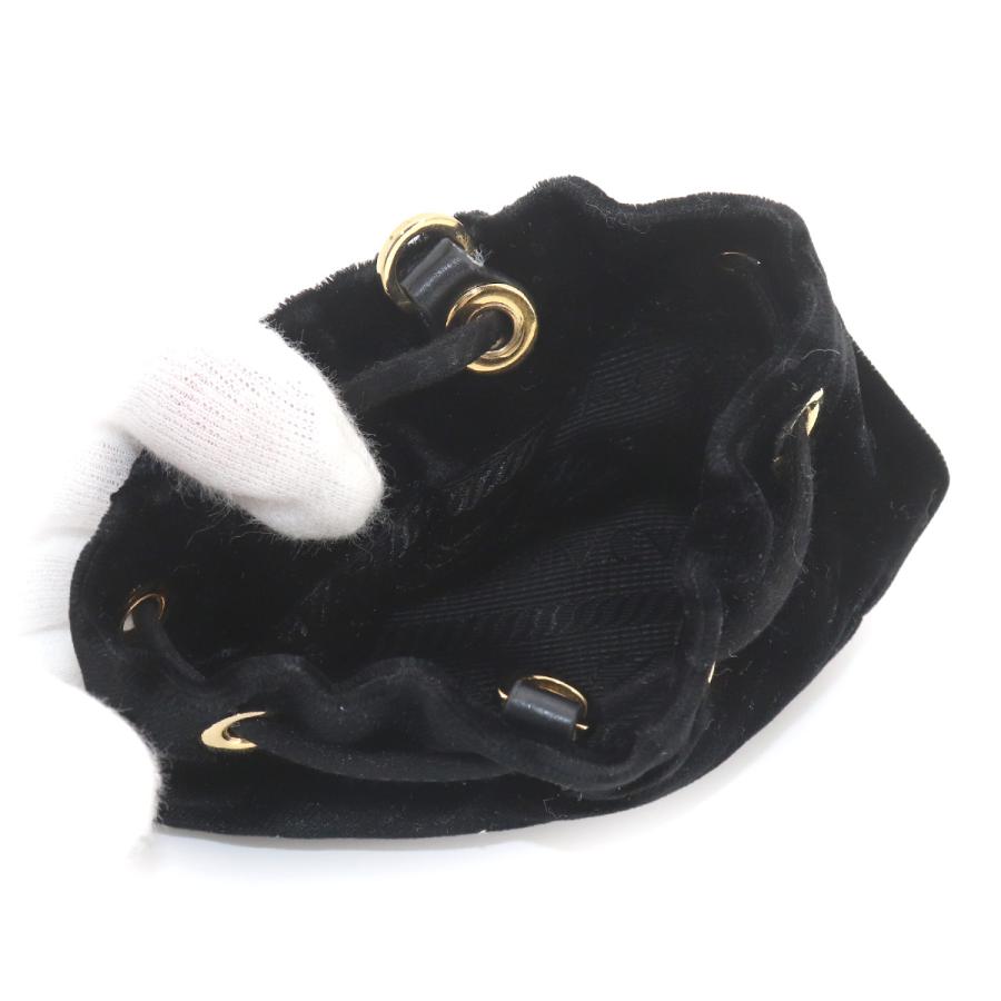 PRADA ノベルティ 巾着バッグ チェーンショルダー ミニバッグ ブラック PRADA（プラダ） 新品同様 巾着 ミニ チェーン ショルダー バッグ