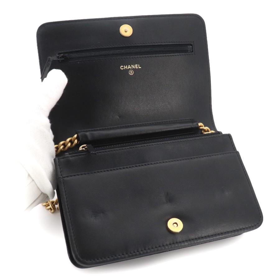 新品CHANELチェーンウォレットゴールド金具~~ CHANEL（シャネル） 新品同様 ボーイシャネル チェーン ウォレット 長
