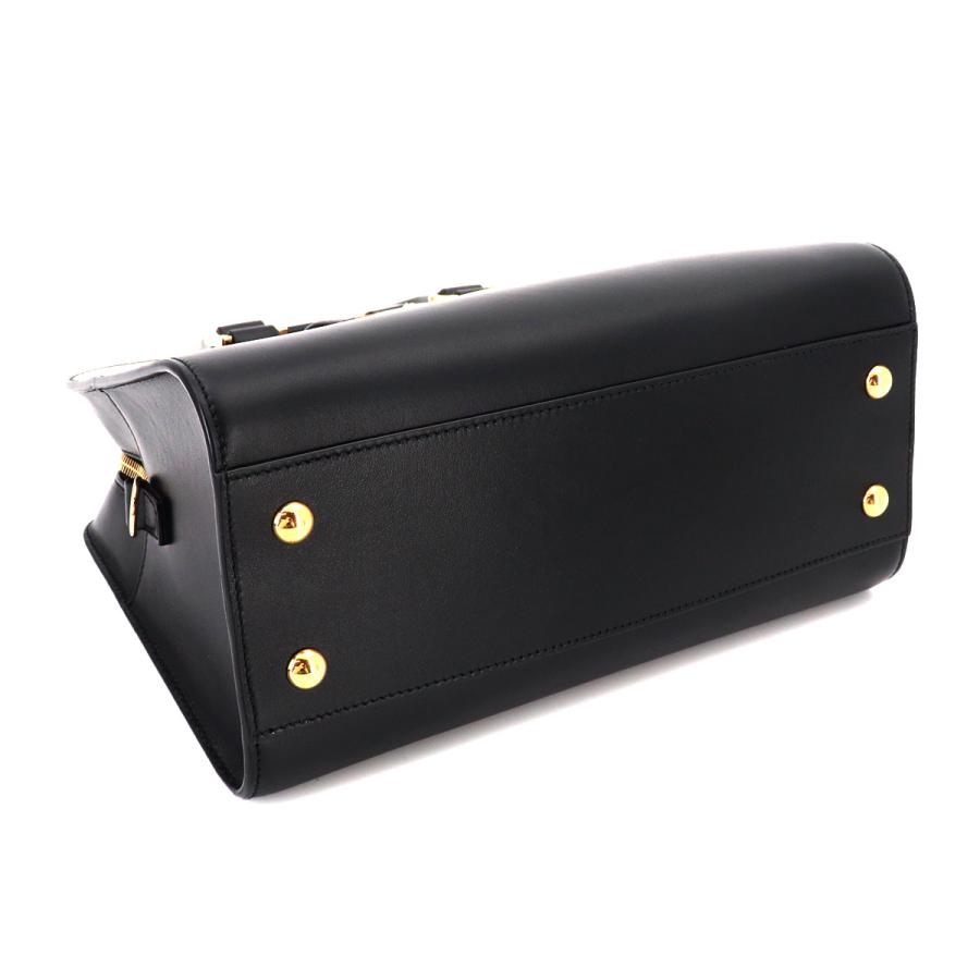 Yves Saint Laurent（イヴ・サンローラン） 未使用 展示品 サン