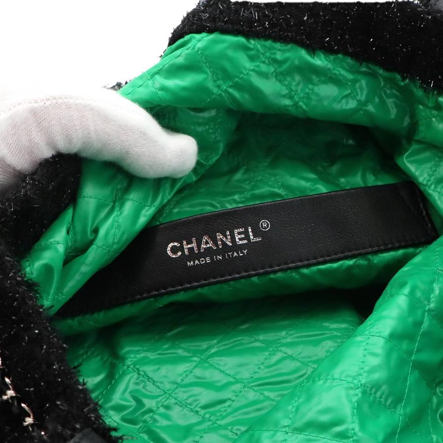 新品同様 シャネル CHANEL ロボット ラージ ショッピング トート バッグ ツイード ラインストーン ブラック A94646 Tote Bag 90325520の画像