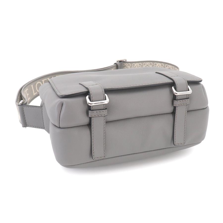 LOEWE（ロエベ） 未使用 展示品 ミリタリー メッセンジャー XS