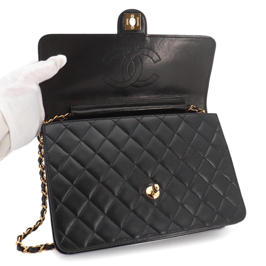 CHANEL（シャネル） 新品同様 マトラッセ チェーン ショルダー バッグ