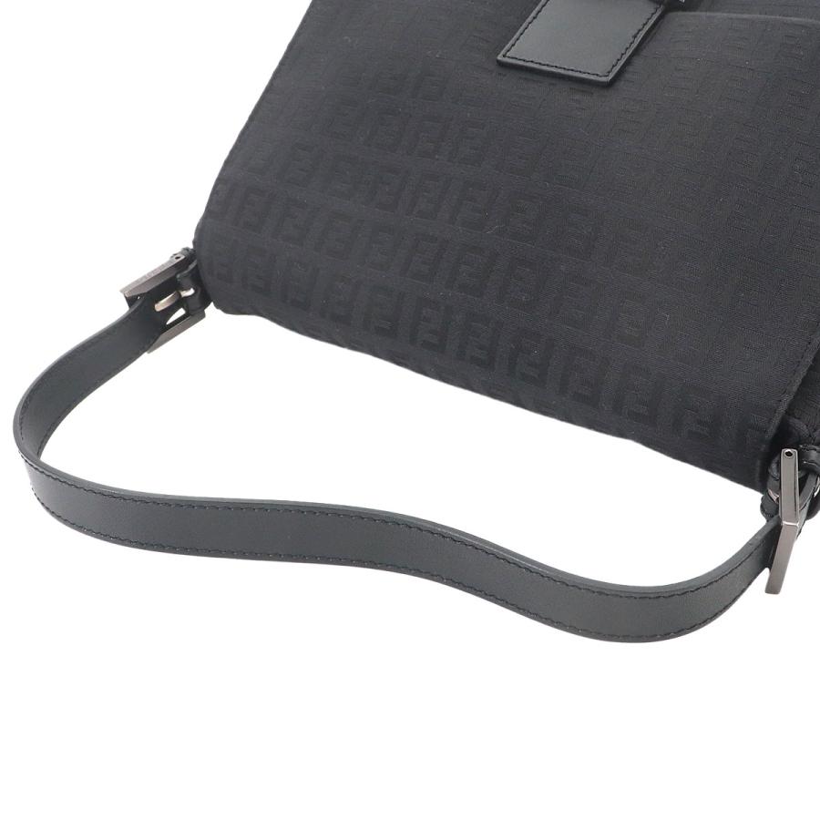 FENDI（フェンディ） 新品同様 ズッキーノ マンマバケット ショルダー