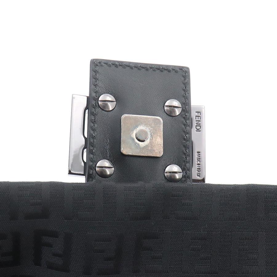 FENDI（フェンディ） 新品同様 ズッキーノ マンマバケット ショルダー
