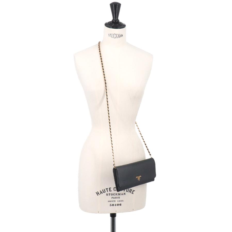 プラダチェーンウォレット長財布　サフィアーノ PRADA（プラダ） 新品同様 サフィアーノ チェーン ウォレット 長財布