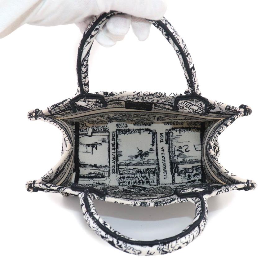 Christian Dior（クリスチャン・ディオール） 新品同様 ブック トート 