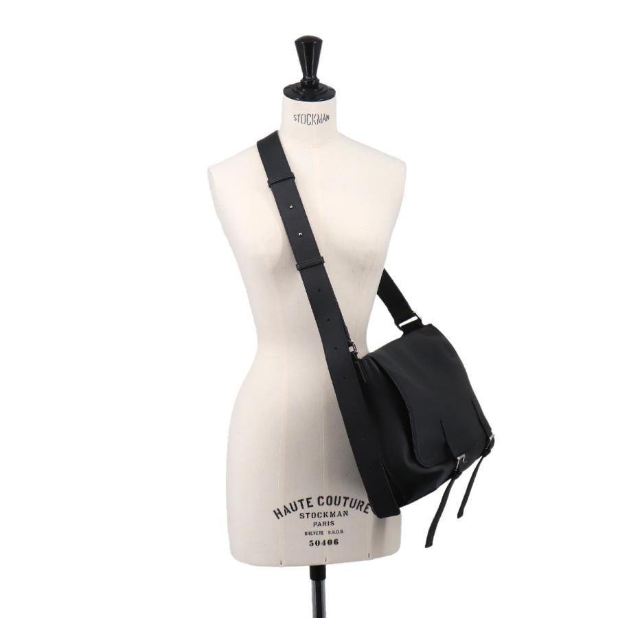 LOEWE（ロエベ） 美品 ミリタリー メッセンジャー ショルダー バッグ