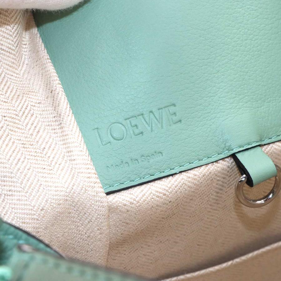 LOEWE ハンモックバッグ スモール アボカドグリーン 別売りチャーム付き！ LOEWE（ロエベ） 新品同様 ハンモック スモール 2way ハンド