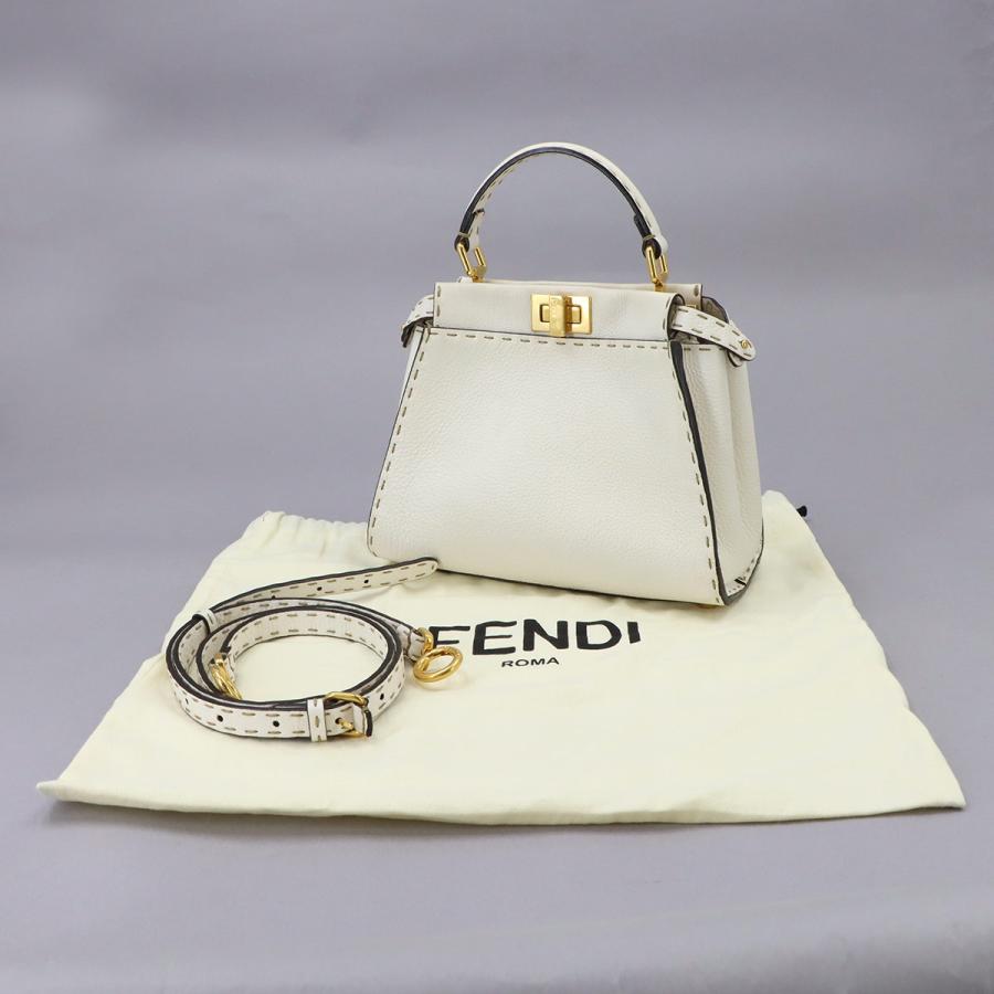 FENDI（フェンディ） 新品同様 セレリア ミニ ピーカブー 2way ハンド
