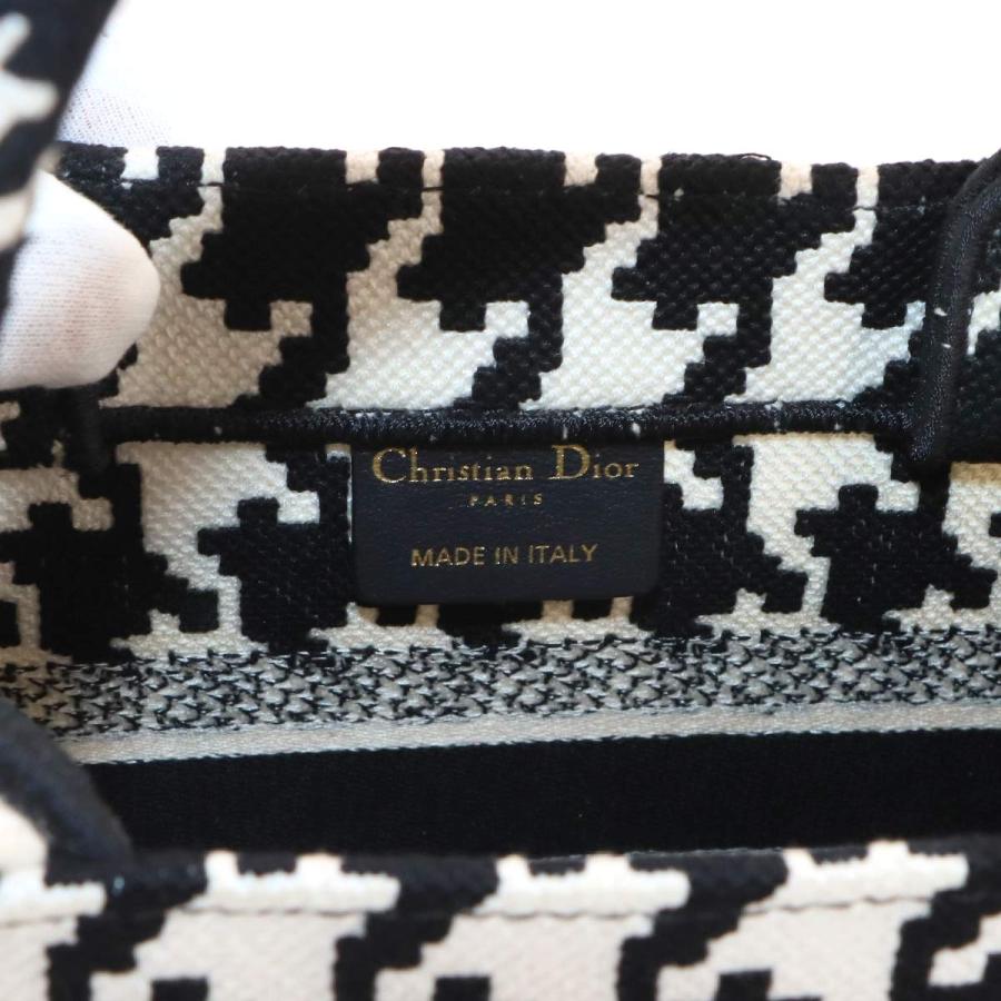 Christian Dior（クリスチャン・ディオール） 新品同様 ブック トート