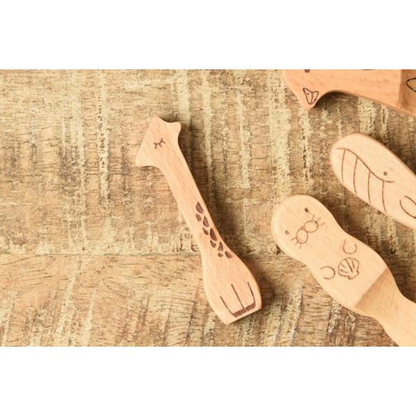 どうぶつ柄の箸置き キリン　　インドネシア製 |  | 03