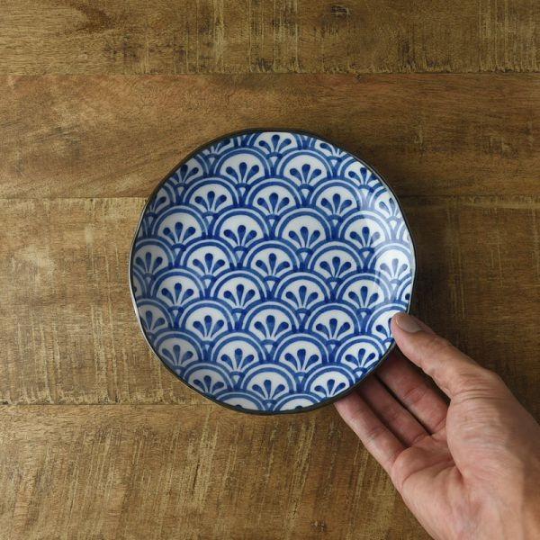新品2点セット　美濃焼　和ごころ 16cm取り皿 青海波 Amazon | 美濃焼 和ごころ 16cm取り皿 青海波 日本の伝統模様 | 和