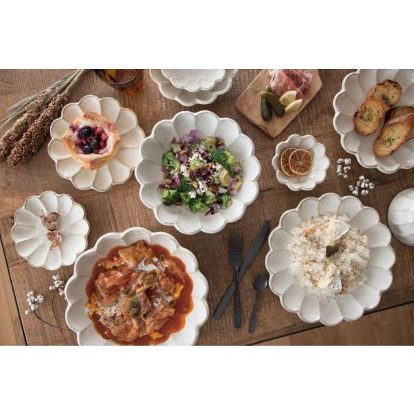 美濃焼 カネコ小兵製陶所 リンカ  (輪花)  8cmボウル 白練　　日本製 |  | 05