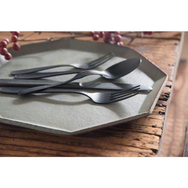 燕三条 ラヴァストーン マットブラックカトラリー デザートフォーク(ダメージ加工)　　日本製 |  | 05