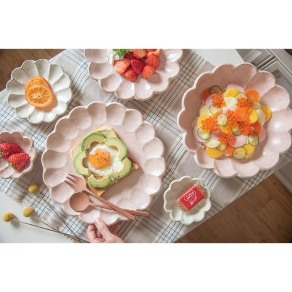 プリン★ 美濃焼リンカ（輪花）白練21ボール ２個カネコ小兵製陶所❣️ 美濃焼リンカ（輪花）白練21ボール カネコ小兵製陶所❣️ - メルカリ