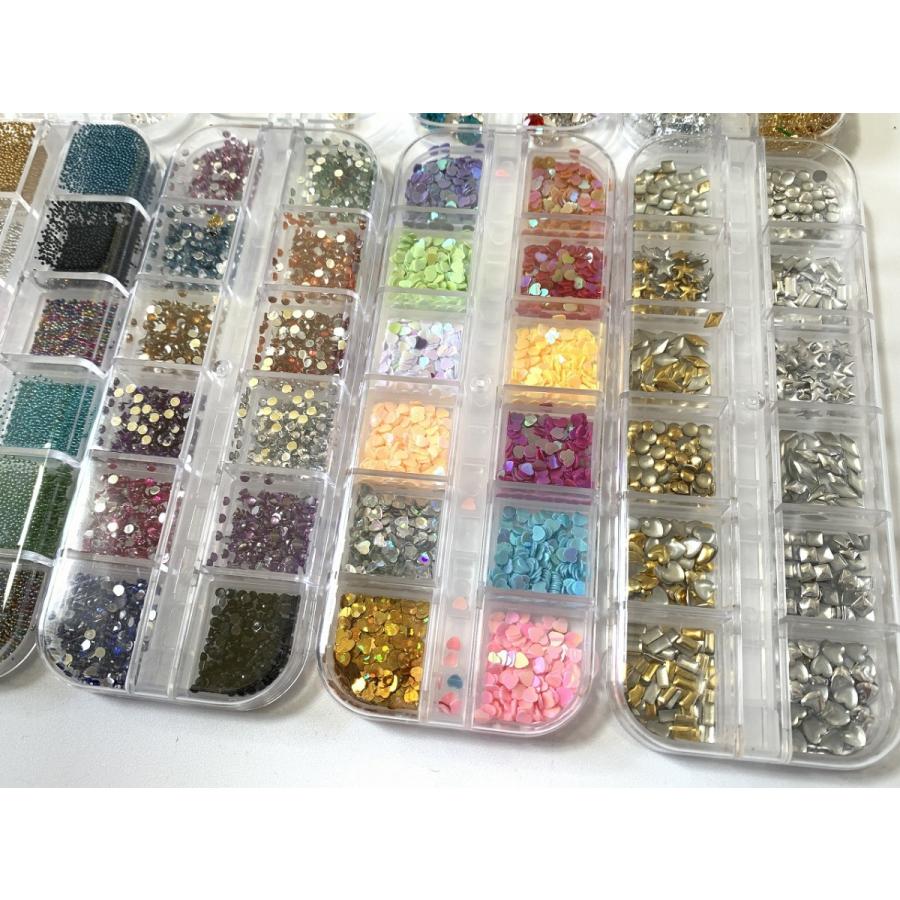ネイルパーツ 14種類 大容量タイプ ラインストーン ホログラム ブリオン パール 金属パーツ スパンコール チャトン ラメ ネイルアート Qy Wpmt Mhwe ジーズ 通販 Yahoo ショッピング