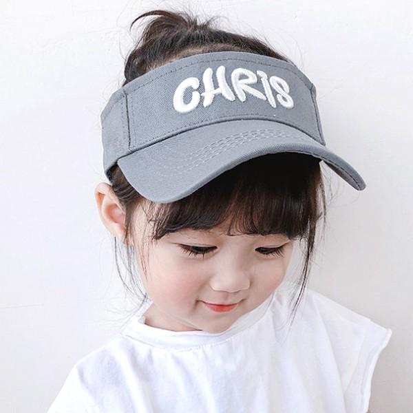 試着のみ　baby DIOR サンバイザー　キャップ帽子　キッズ 試着のみ baby DIOR サンバイザー キャップ帽子 キッズ 試着のみ
