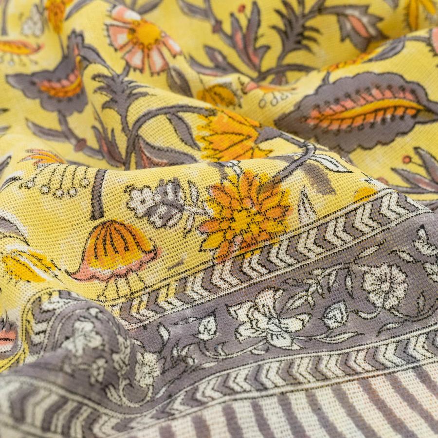 未使用※インド ブロックプリント 中綿入りキルト ソフトイエロー　マルチカバー 未使用※インド ブロックプリント 中綿入りキルト ソフトイエロー