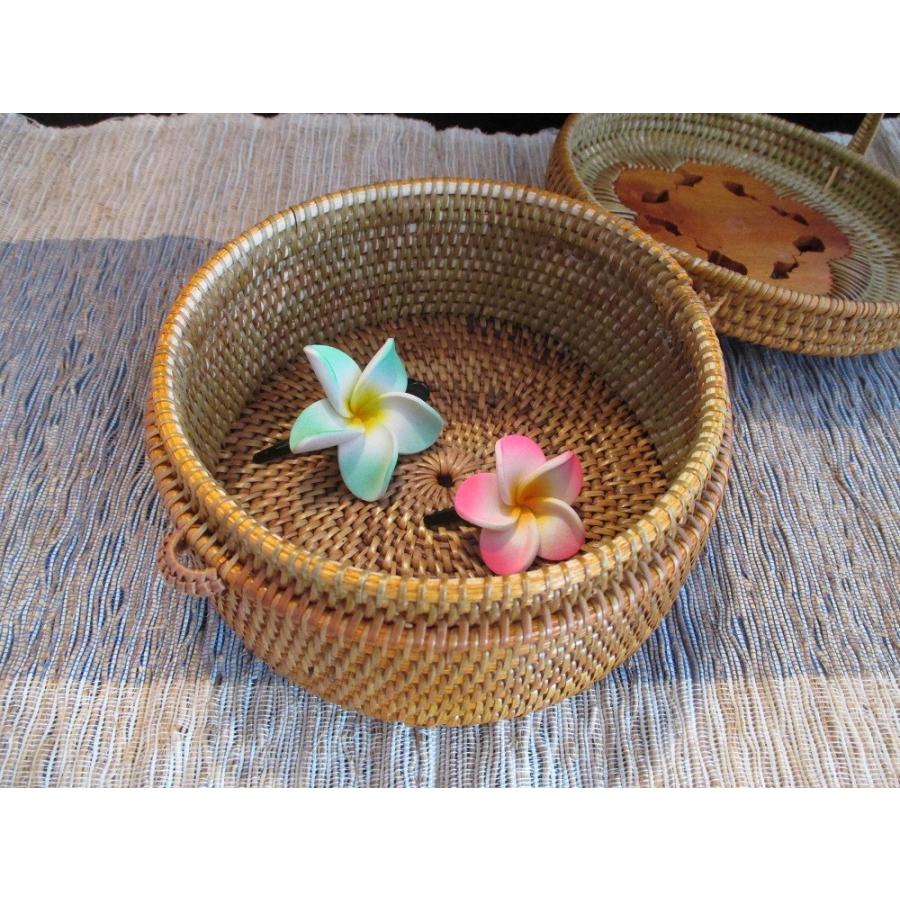 アタ 蓋つき 小物入れ 木彫り アクセサリーケース ラウンドボックス