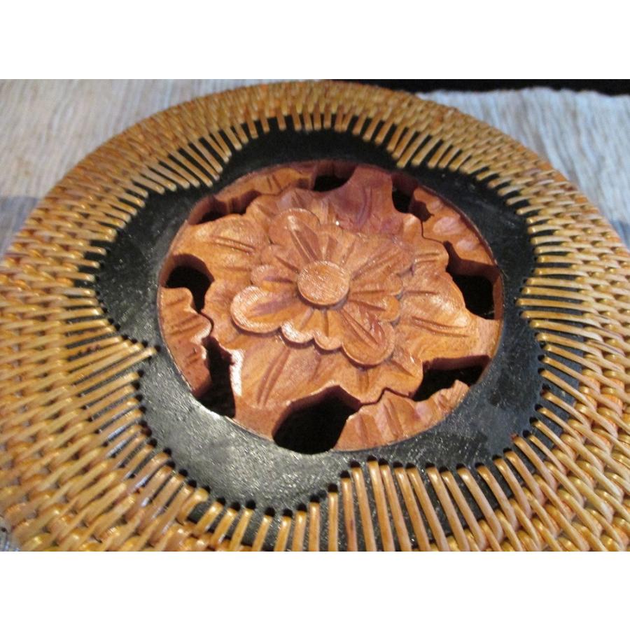 アタ 蓋つき 小物入れ 木彫り アクセサリーケース ラウンドボックス