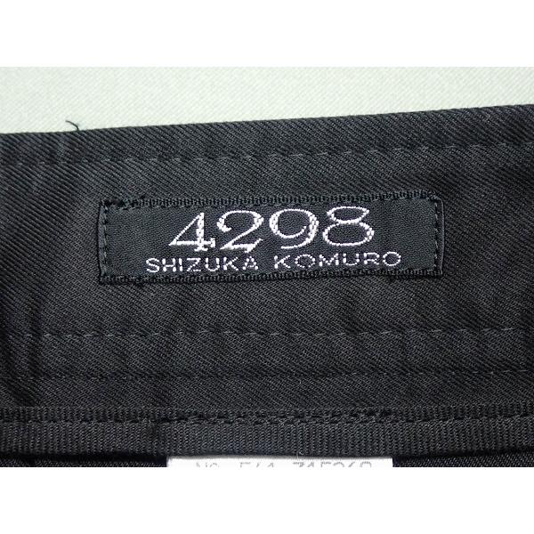【新品タグ付】4298SHIZUKA KOMUROウールワイドパンツ42サイズ 新品タグ付】4298SHIZUKA KOMUROウールワイドパンツ42サイズ