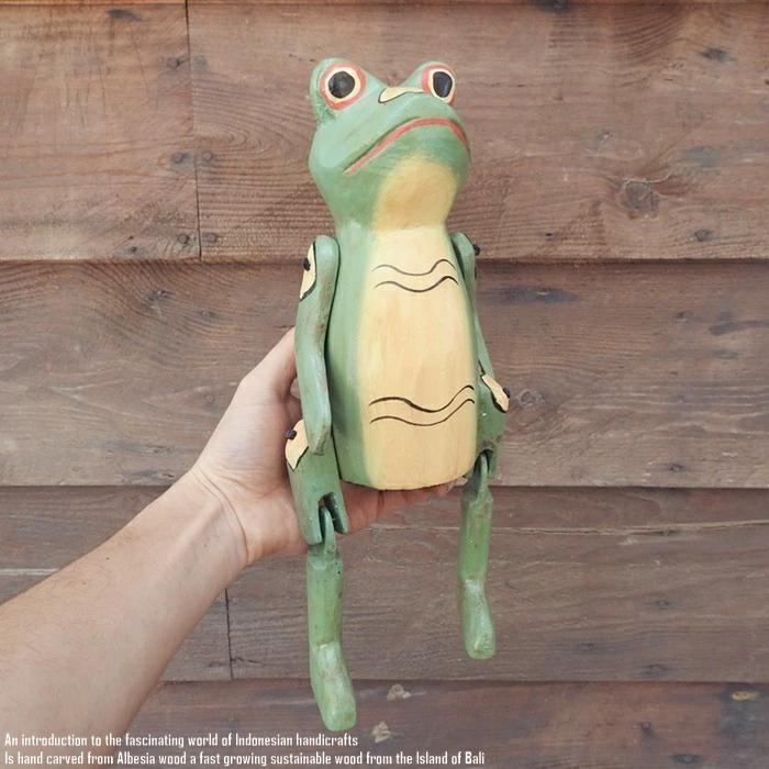お座り カエルさん Mサイズ ウェルカム人形 蛙 かえる 木彫りの置物