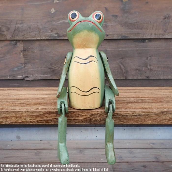 お座り カエルさん Mサイズ ウェルカム人形 蛙 かえる 木彫りの置物