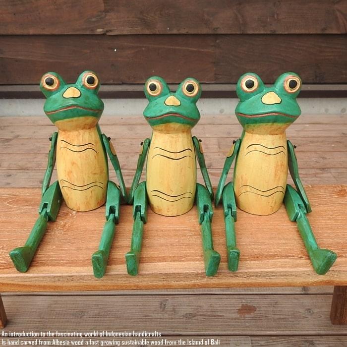 お座り カエルさん 黄色 Lサイズ ウェルカム人形 蛙 かえる 木製