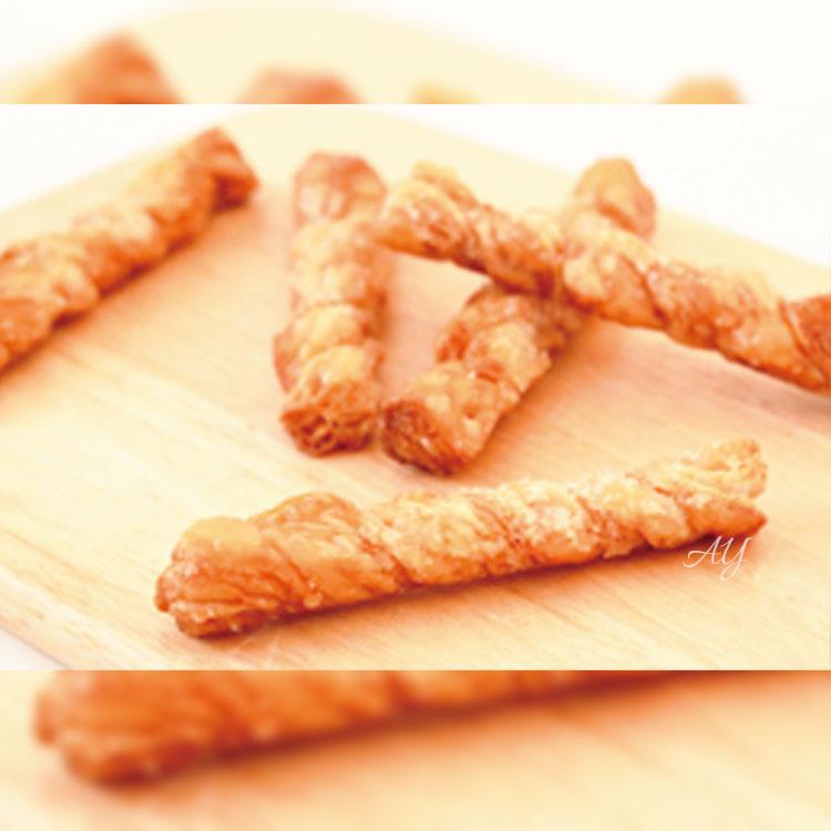 送料無料】ギフト りくろーおじさん 薪パイ 16本入りボックス 大阪土産