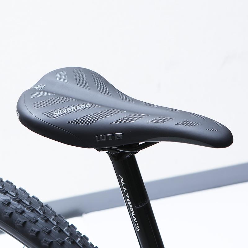 GWのサイクリングにおすすめの自転車！ジーティー 2025年モデル AVALANCHE EXPERT （アバランチェエキスパート） 27.5インチ 29インチ GT 在庫あり | GT | 16