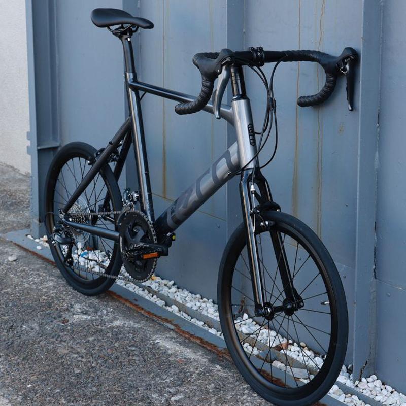 ターン 2026年モデル SURGE（サージュ）限定カラー TERN : 自転車の