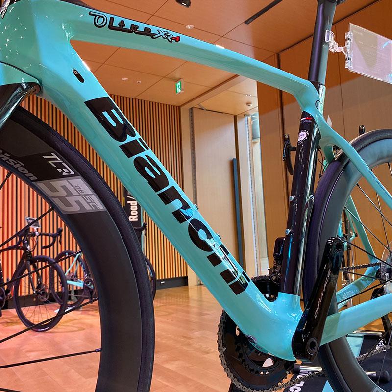 Bianchi ビアンキ 2022年モデル OLTRE XR4 DISC FRAME(オルトレ Bianchi ビアンキ 2022年モデル OLTRE XR4 DISC FRAME(オルトレ