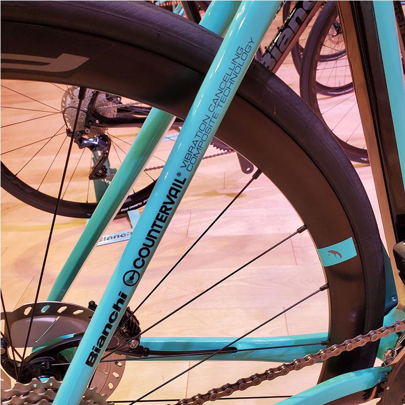 Bianchi ビアンキ 2022年モデル INFINITO CV DISC(イン Bianchi ビアンキ 2022年モデル INFINITO CV DISC(イン