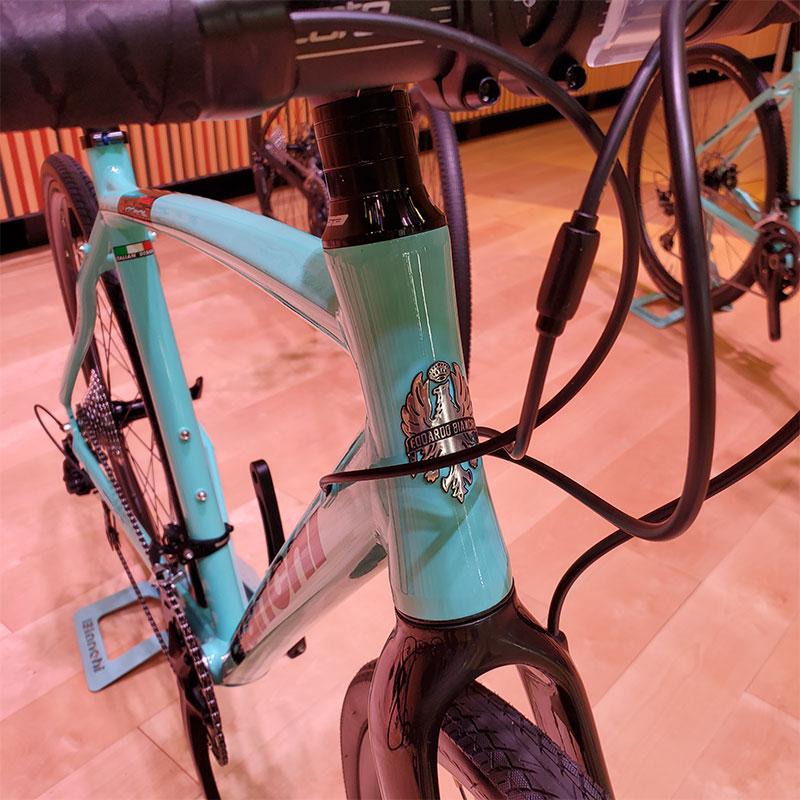 Bianchi(ビアンキ) VIA NIRONE 7 ALLROAD(ヴィアニローネセブン オールロード) GRX400 完成車 2021年 ディスクロード グラベルロード ロードバイク BLK/TIT・55サイズ Bianchi（ビアンキ） 2021年モデル VIA NIRONE 7 ALLROAD GRX400 DISC