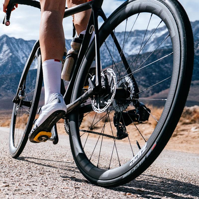 ジップ 303 Firecrest Tubeless Disc（303ファイアクレスト