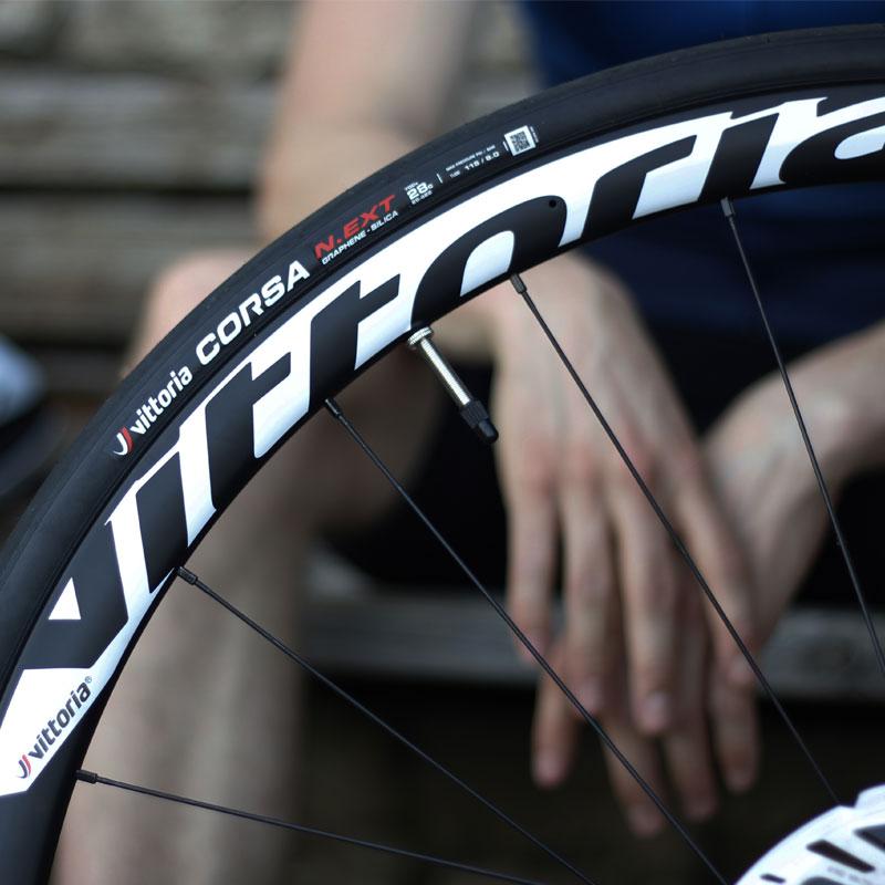 Vittoria（ヴィットリア） 【2本セット】CORSA N.EXT TLR（コルサ