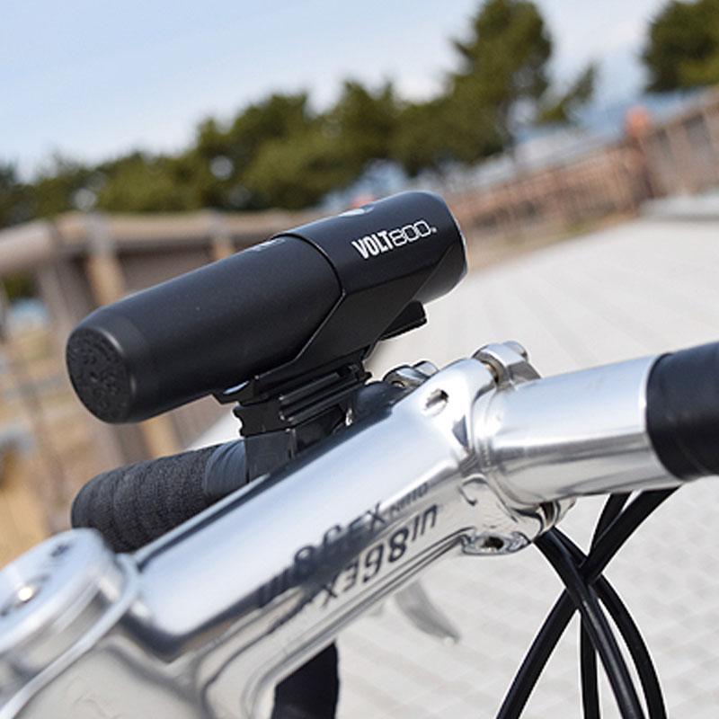 VOLT800 ロードバイク　ライトとベル、ボトルケージセット CATEYE（キャットアイ） VOLT800 （ボルト800） フロントライト 充電式