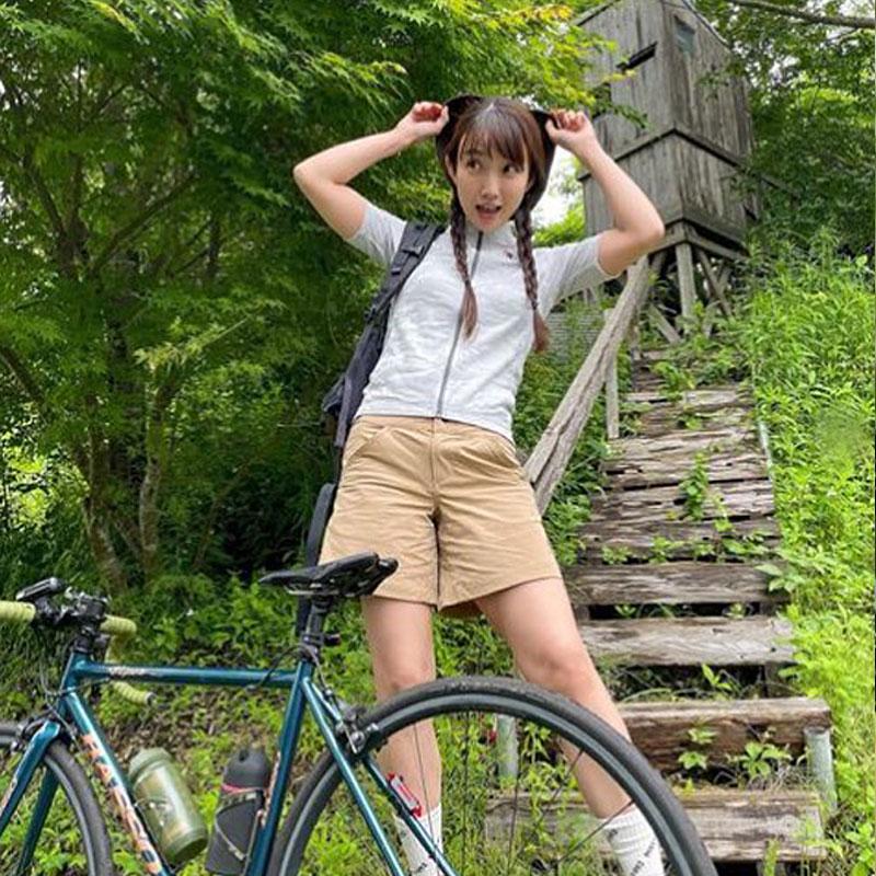 カペルミュール Ladies ナイロンストレッチ ショートパンツ ベージュ
