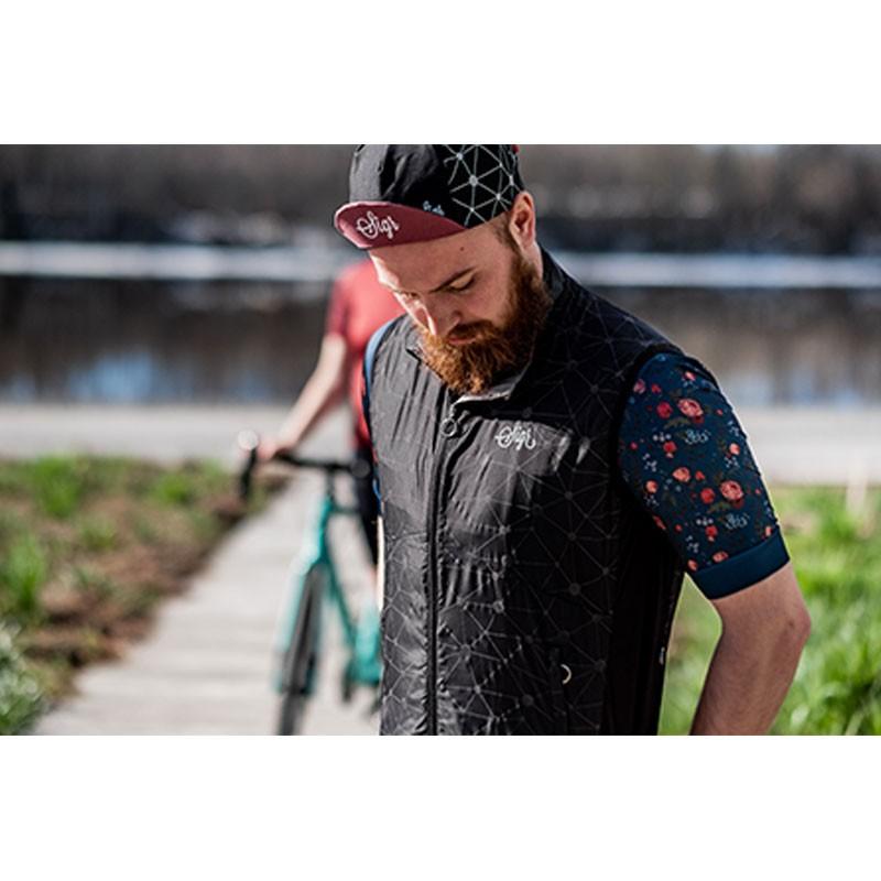 SIGR（シーガー） NORRSKEN BLACK VEST MAN（ノースキンブラック 