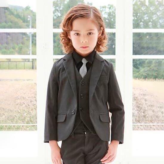 美品 ジェネレーター　ボーイズスーツ　120㎝　セットアップ　男の子 GENERATOR 50%OFF 入学式 男の子 スーツ 子供服 110 120 130